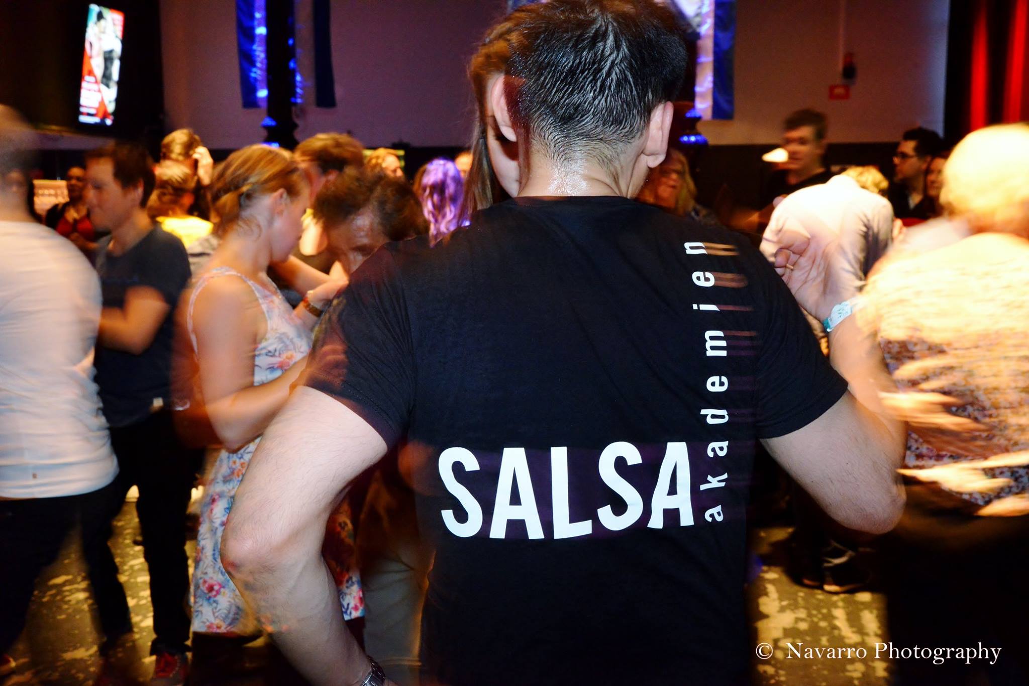 Salsa på Chicago med DJ Isra!