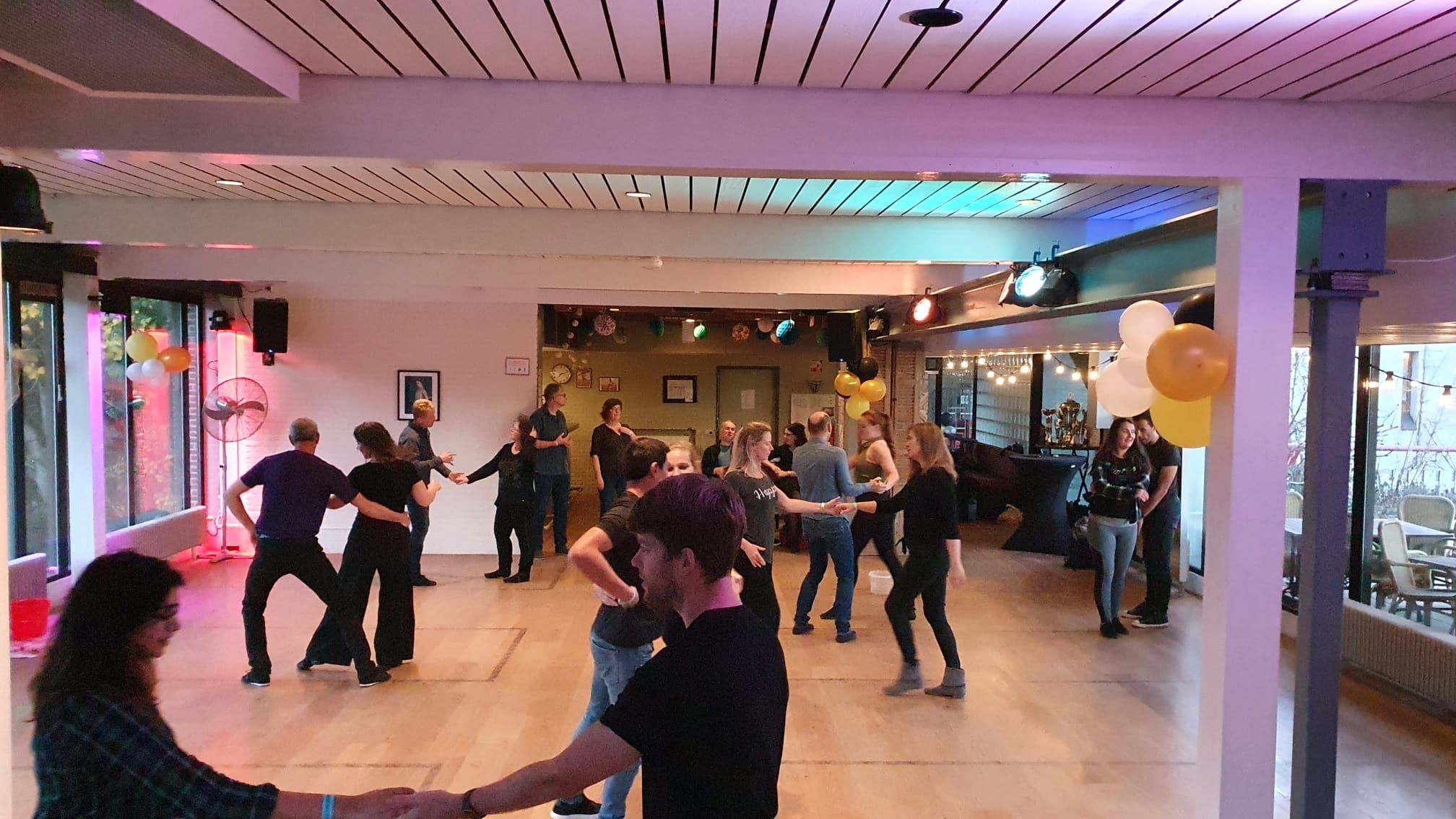 Let's dance 100% WCS