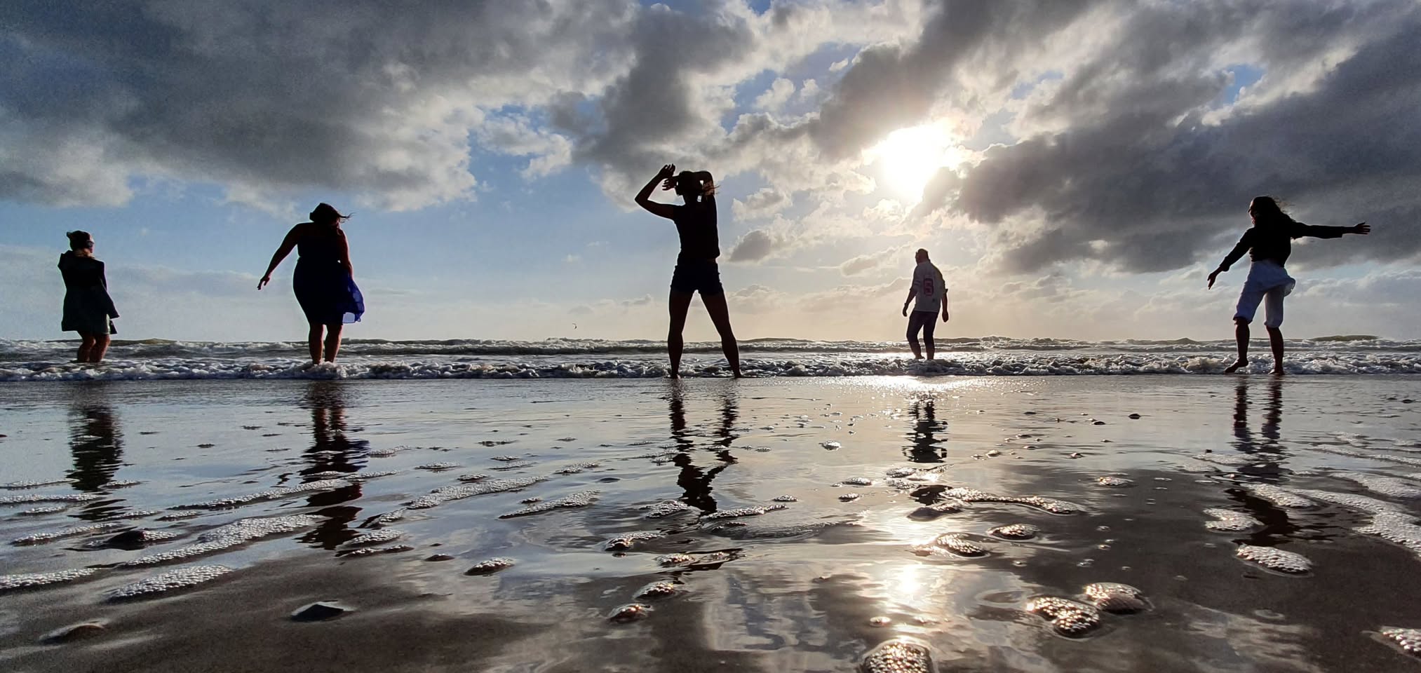 Zaterdag Ecstatic Dance Beach StrandDansen