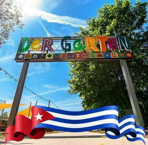 Gran opening de La Fiesta De La Familia latina