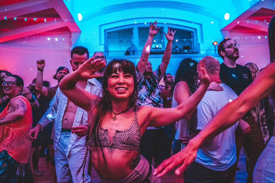 Ecstatic Dance ft. HOOPLAH + Breathwork & Mvmt