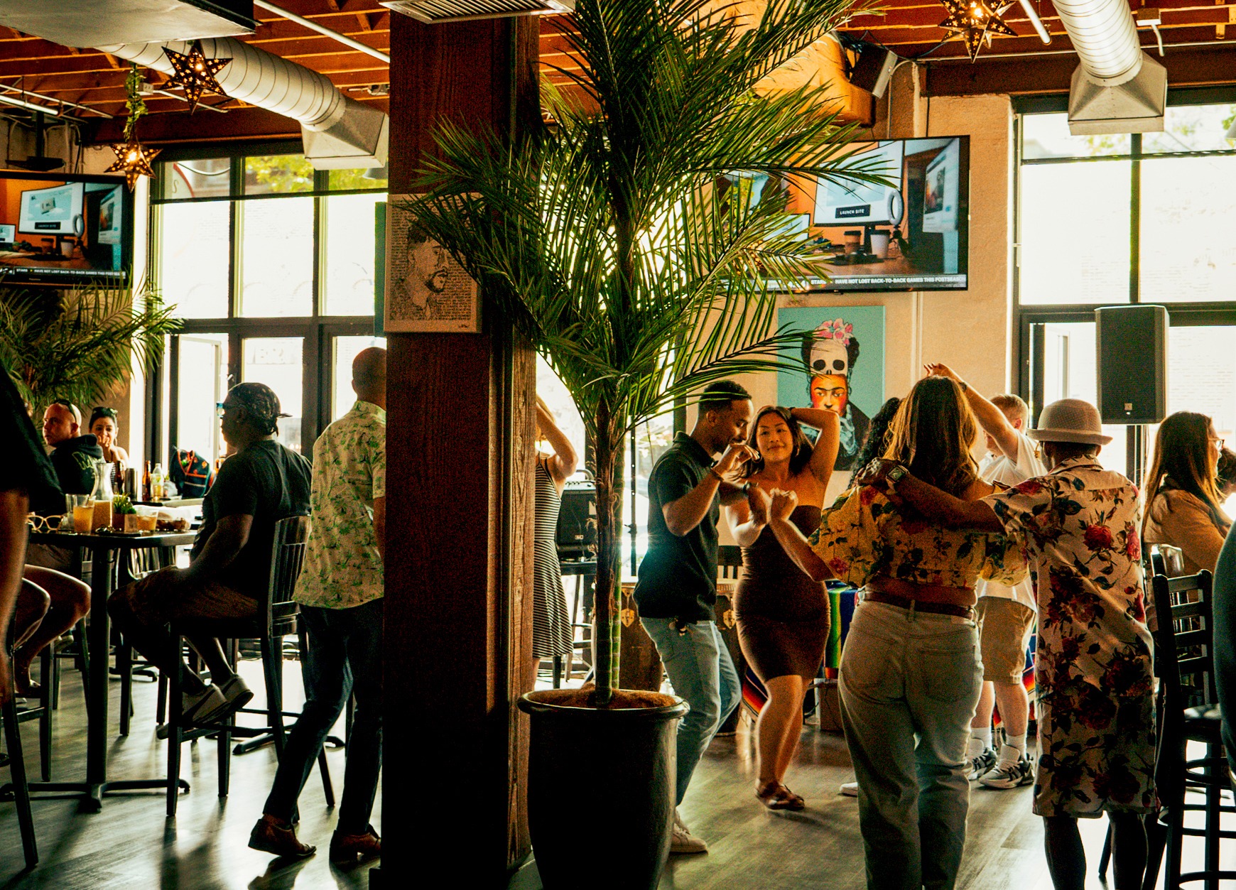 Salsa Brava Thursdays Iconos Gastro Cantina