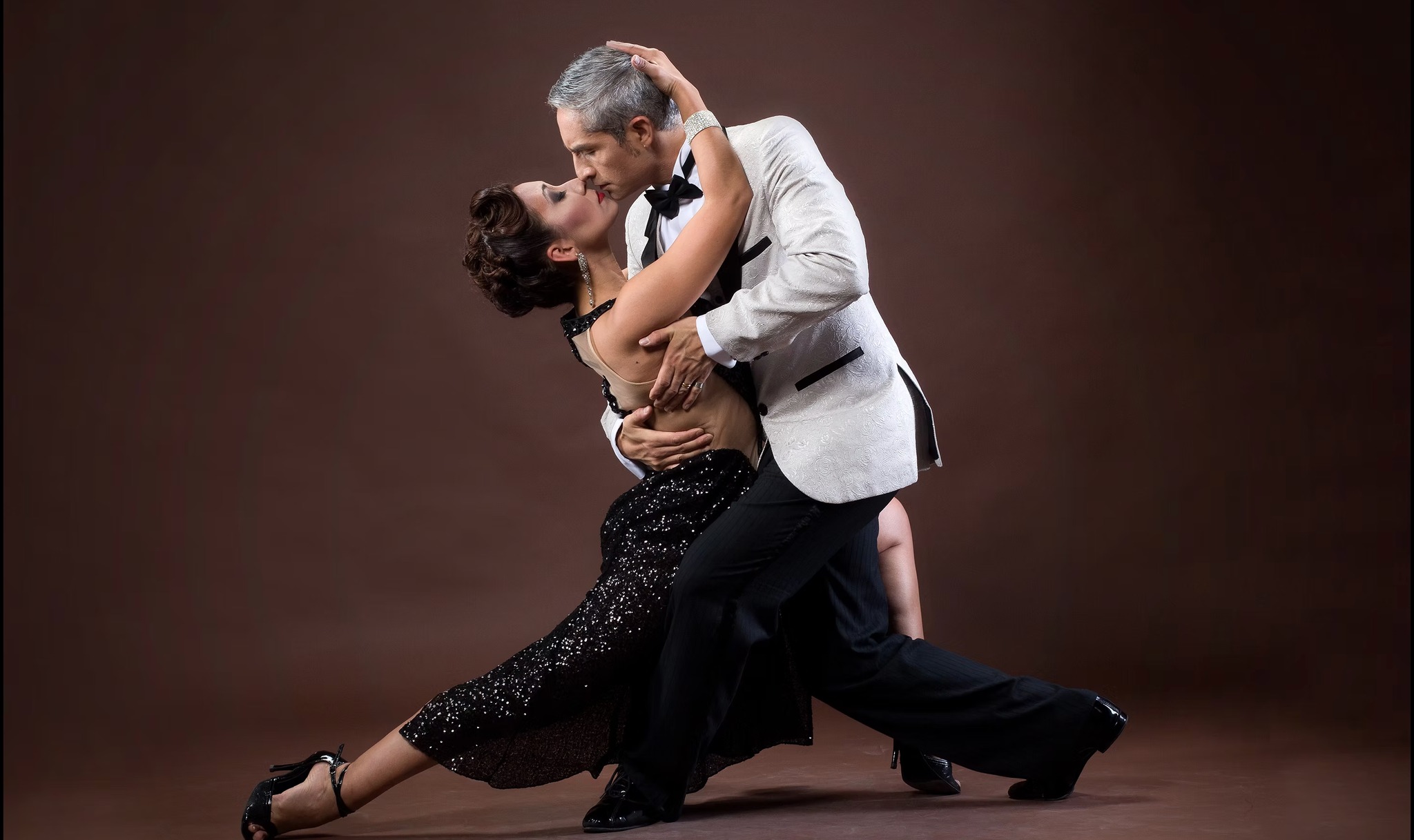 Tango Workshop with PALOMA & MAXIMILIANO and DJ JUN at Milonga Genesis