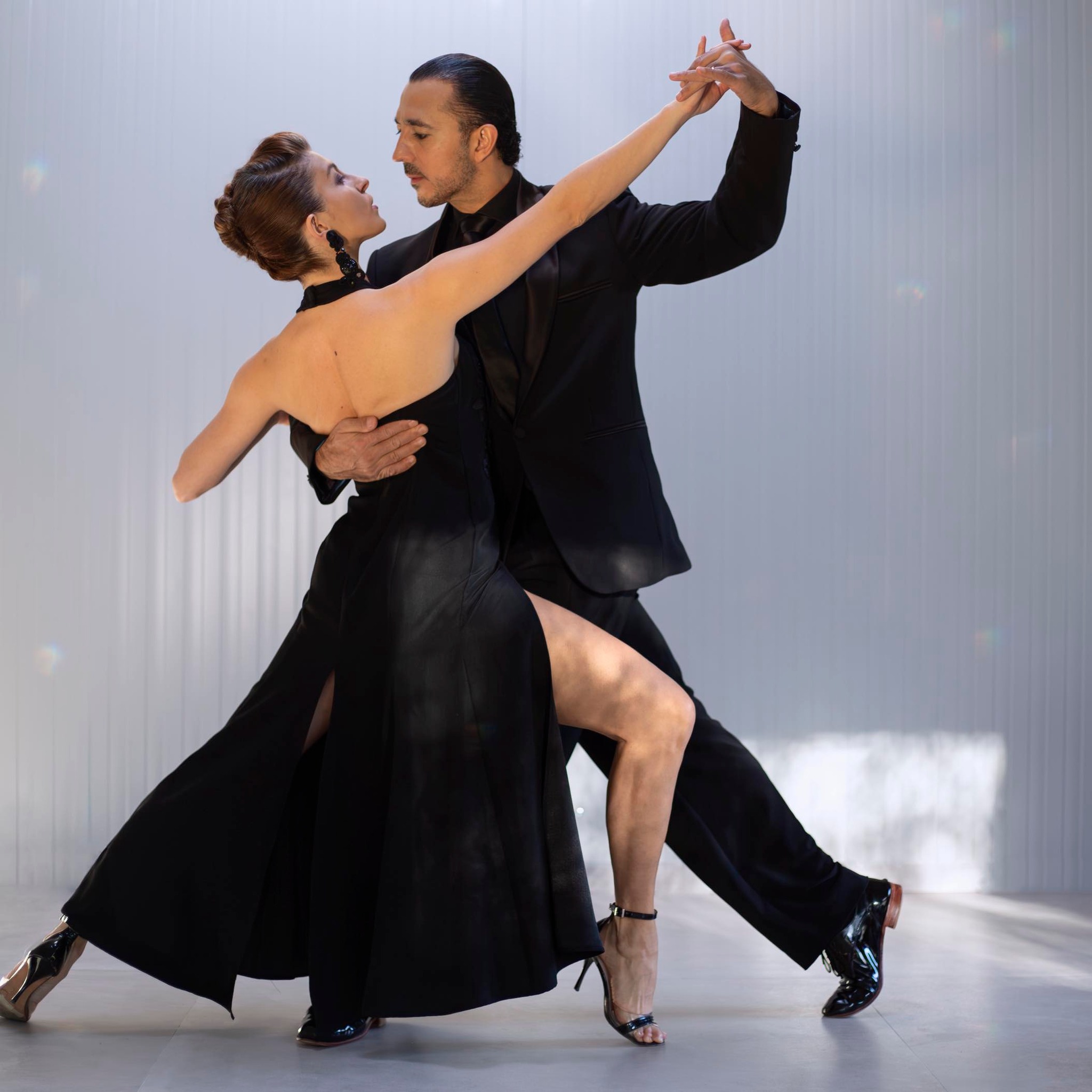 Tango Show Sobotnia Milonga Elegante! Tekla Gogrichiani & Juan Manuel Acosta. TDJ Polly. Praktika19!