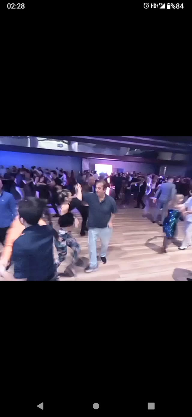 TAKSIM BEYOGLU SALSA. BACHATA LATIN WORKSHOP