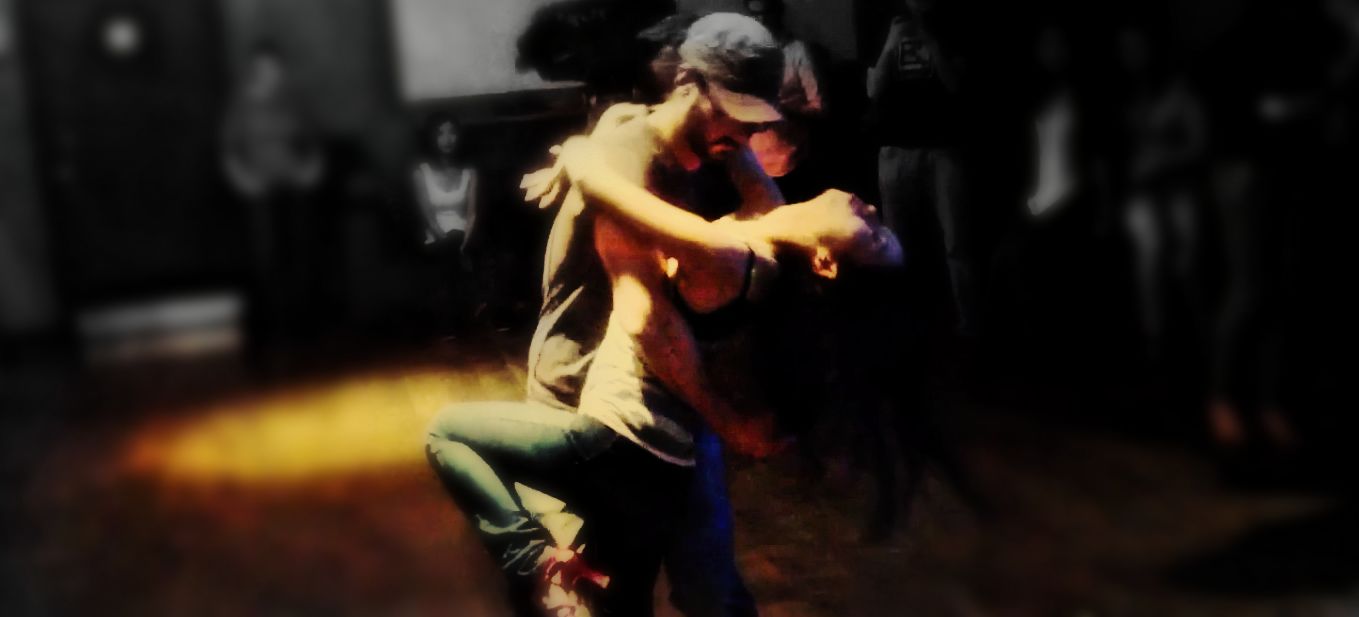 Bachata és salsa-stílus mini workshopok Miskolcon