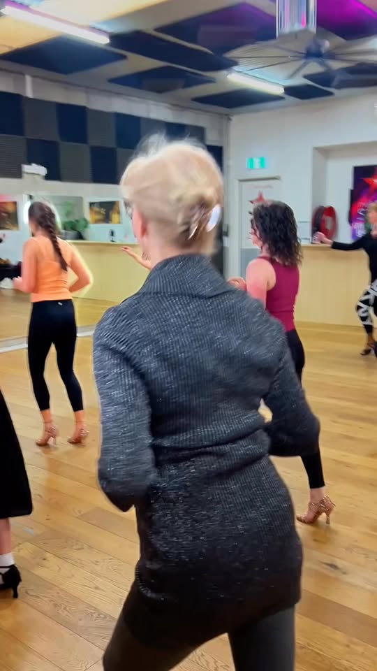LADIES SALSA STYLING & SHINES WORKSHOPS with Trinity