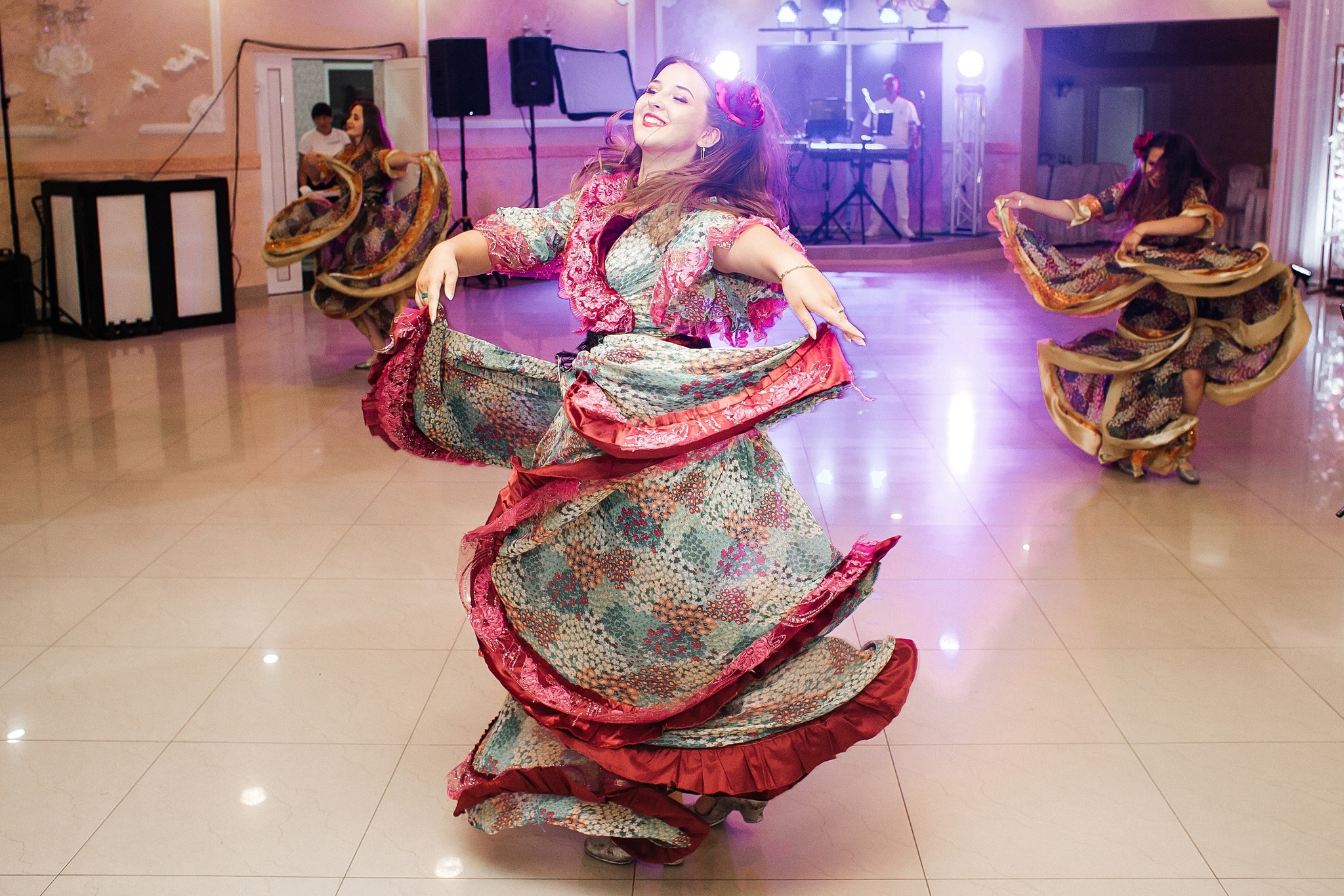 Sacred Circle Ecstatic Dance ~ Surmountable ~