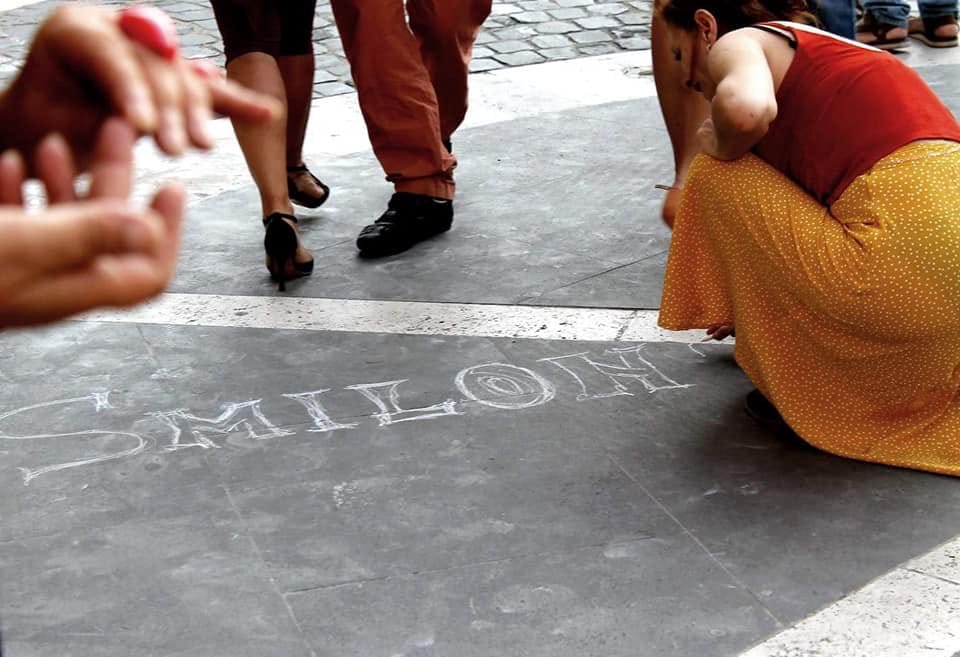 Smilongata 'inquieta' al Pigneto