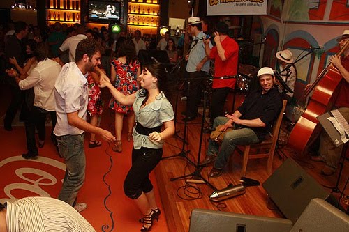 ME-RE-KUM-BÉ!!! Sexta no Zapata Batel!