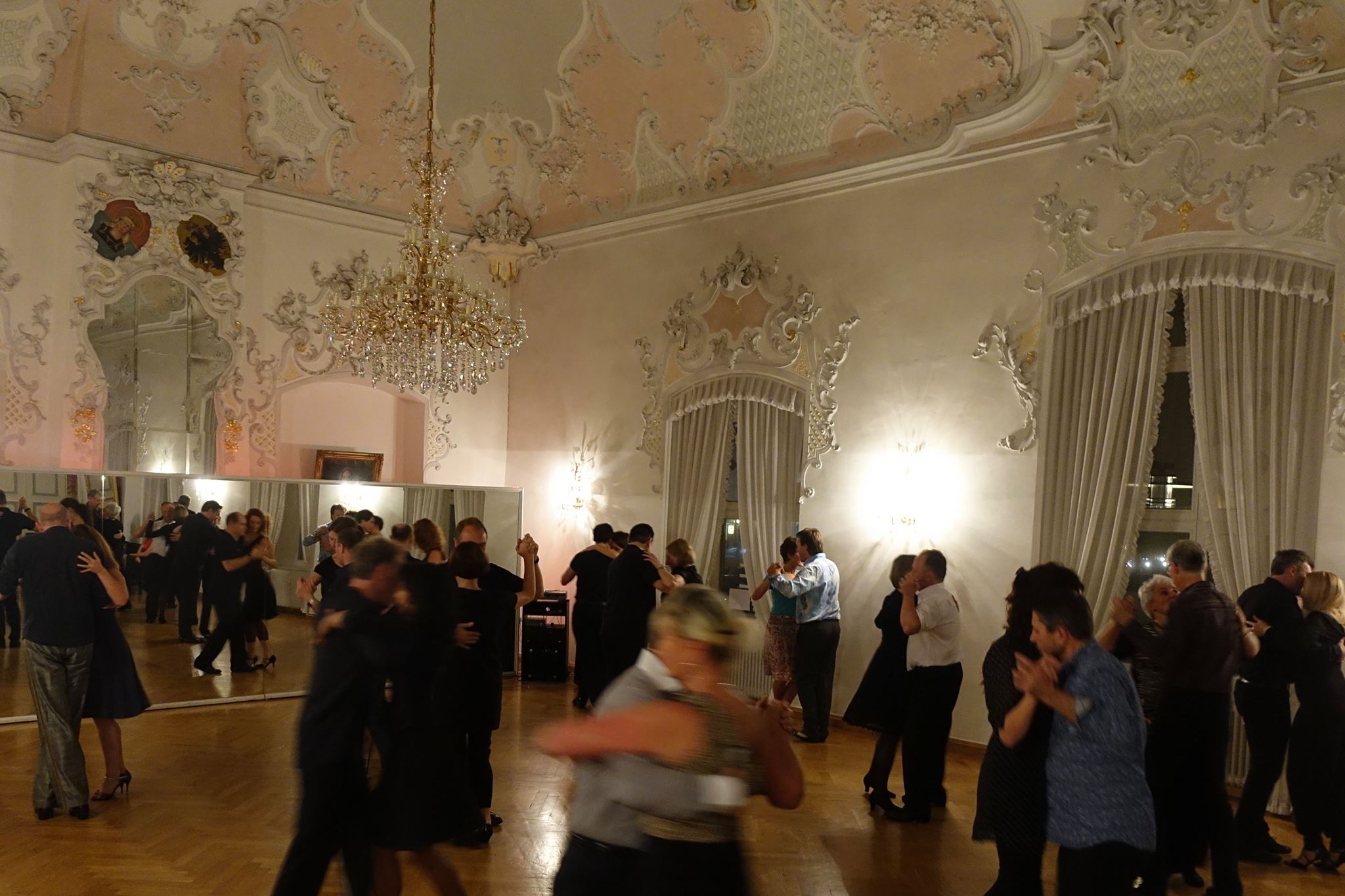 Tangoworkshops und Milonga an der Residenz, Kempten