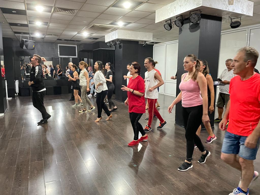 💃Conectează-te prin dans!🕺