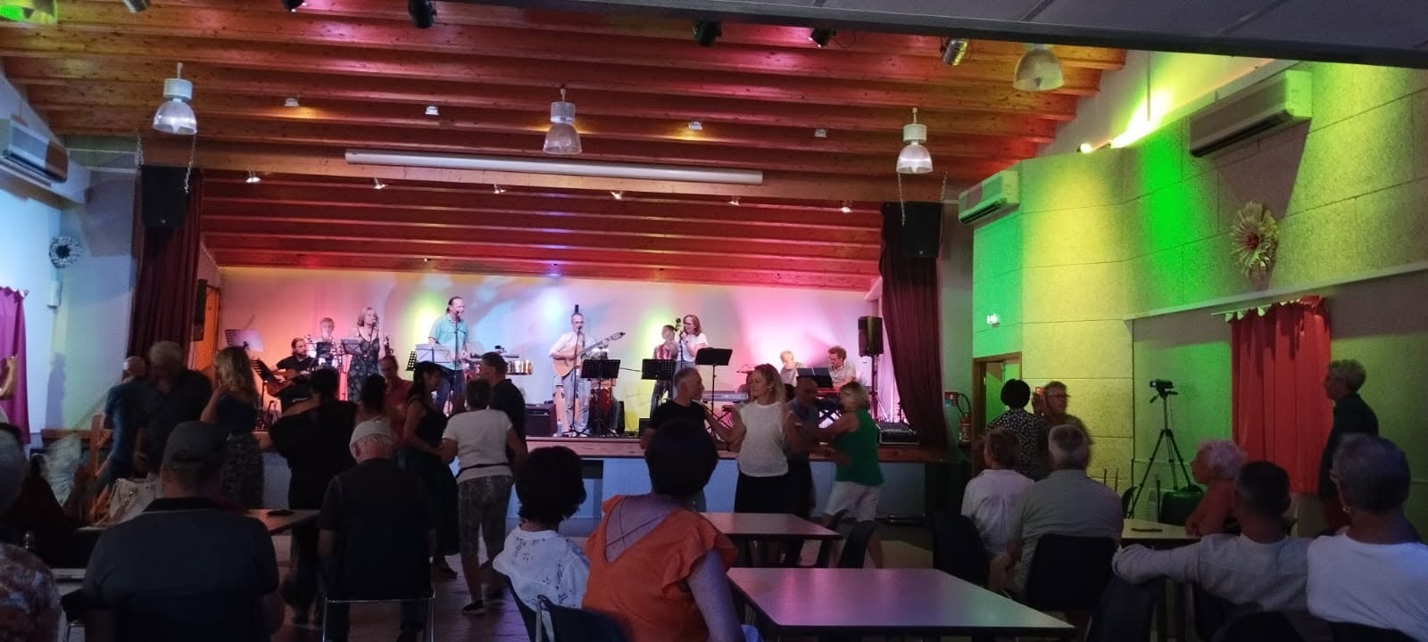 Salsa au Bord du Lac - soirée dansante et concert de fin de stage