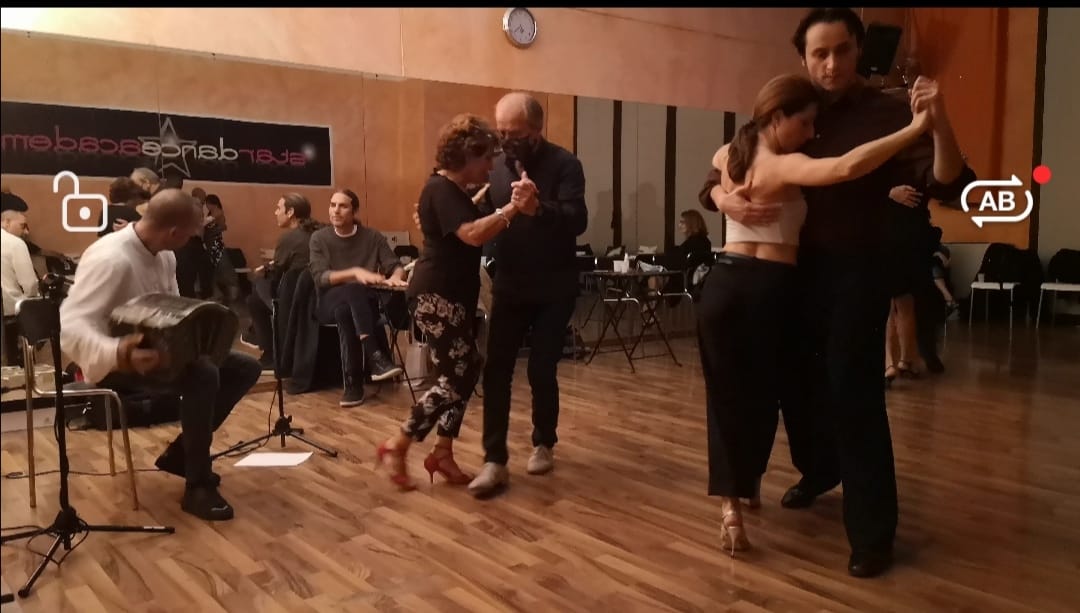 La Independiente Milonga tango club