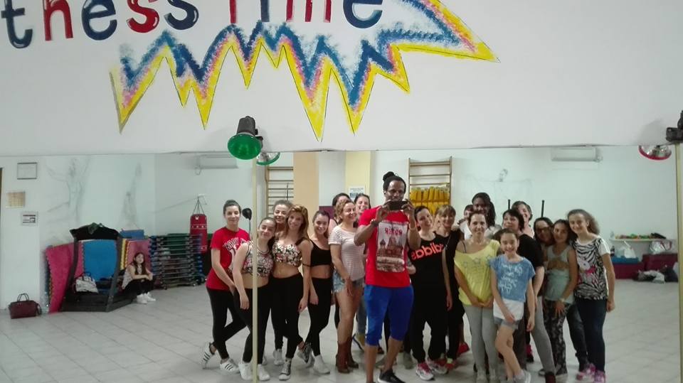 Stage Salsa- Rumba-Gestualità e Afro Con Angela Jauregui e Maikel Napoles