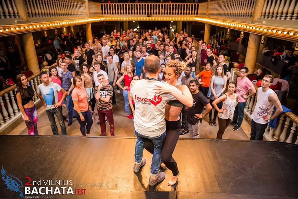 Bachata, kizomba, salsa free online classes