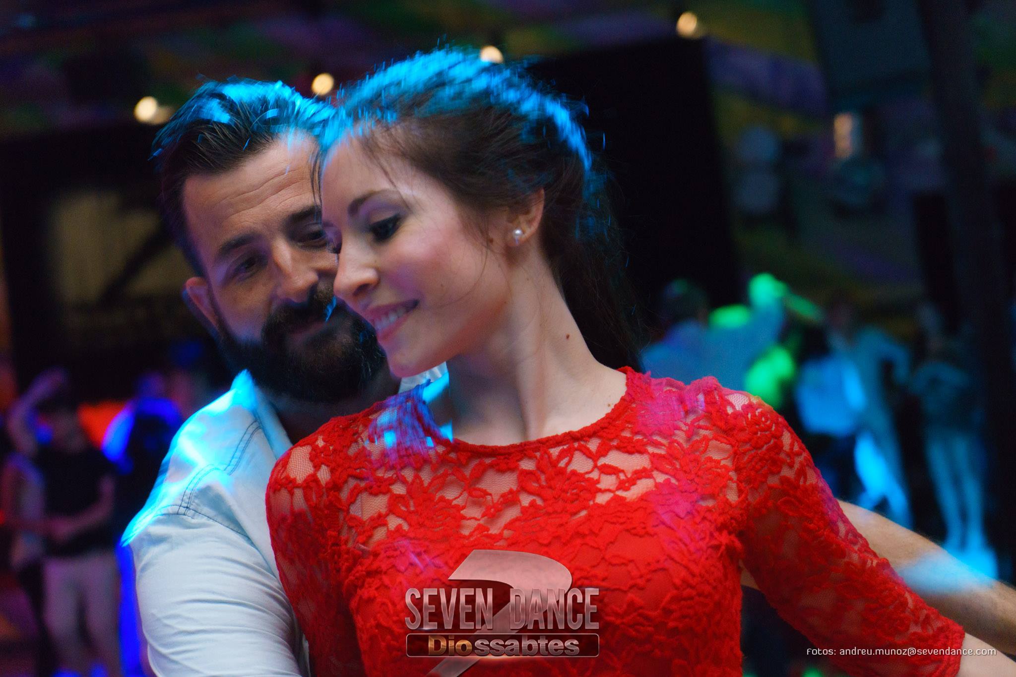 Bailes de Salón BACHATA