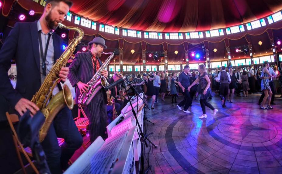 Big Band: Swingin' At The Spiegel