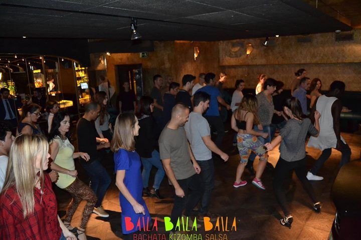 Free Class Bachata, Kizomba & Salsa in Casa Gracia Barcelona
