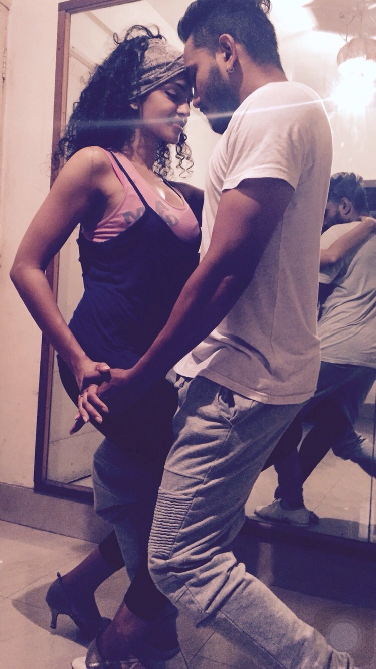 SALSA and BACHATA free demo class