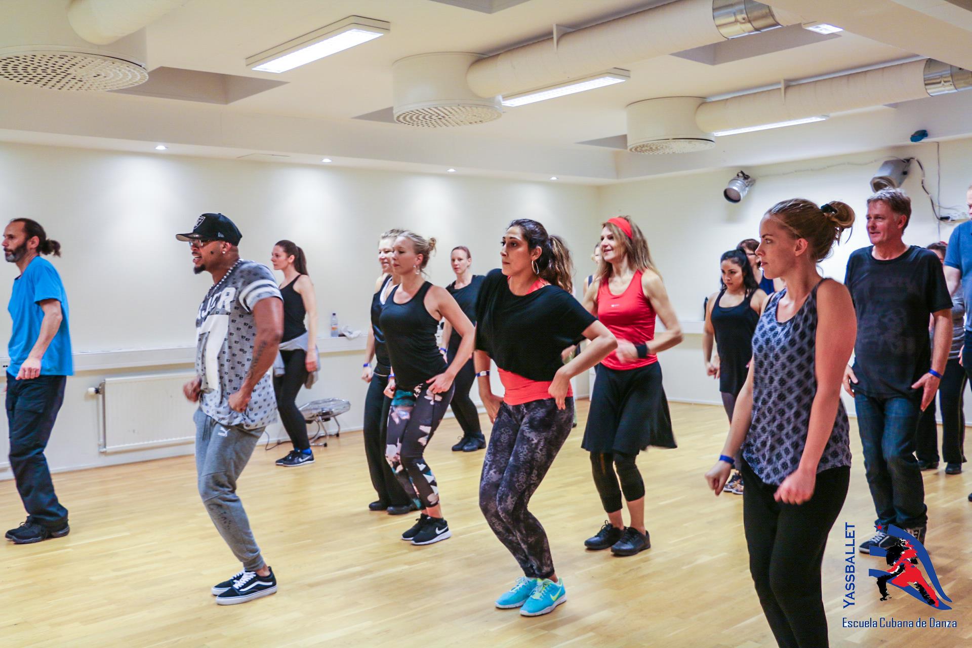 LATIN MIX MED ENRRIQUE PATTERSON