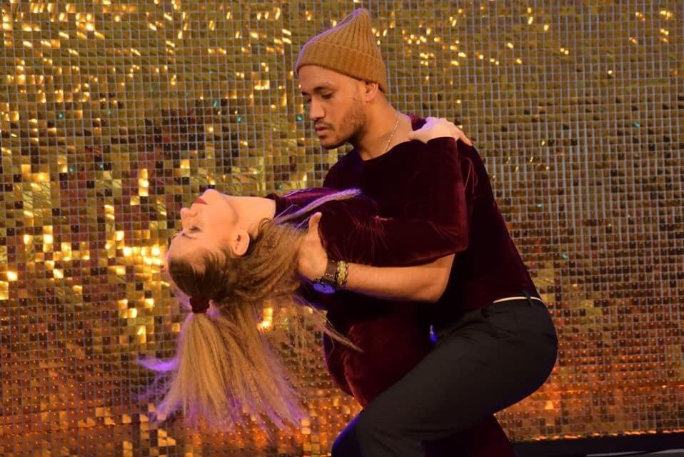 Bachata solo i w parach