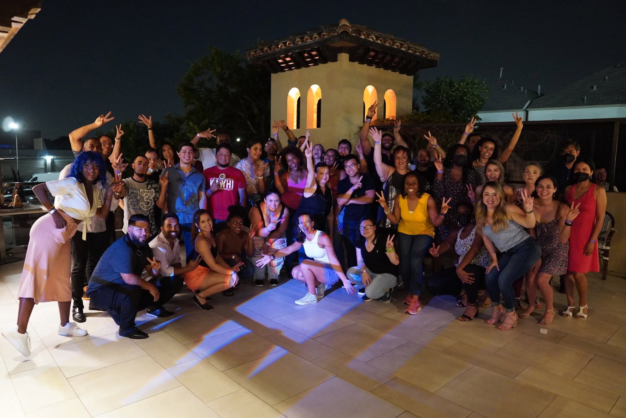 Salsa & Bachata Under the Stars. Rooftop Party @ Ivy. Sat 07 25