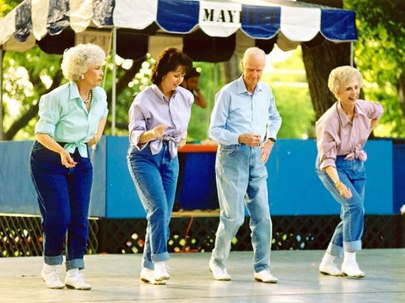 Curs de dans online pentru Seniori