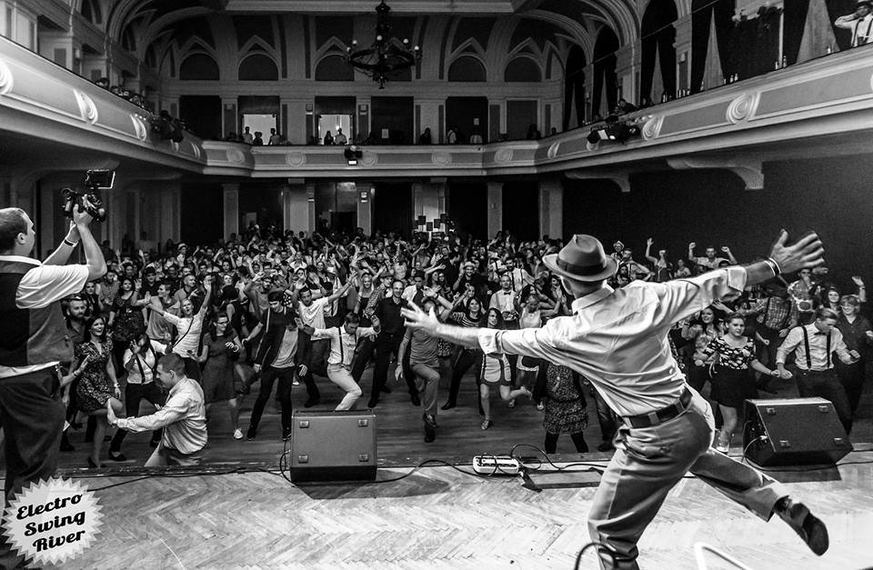 ELECTRO SWING RIVER - Vyprodáno - Sold Out !