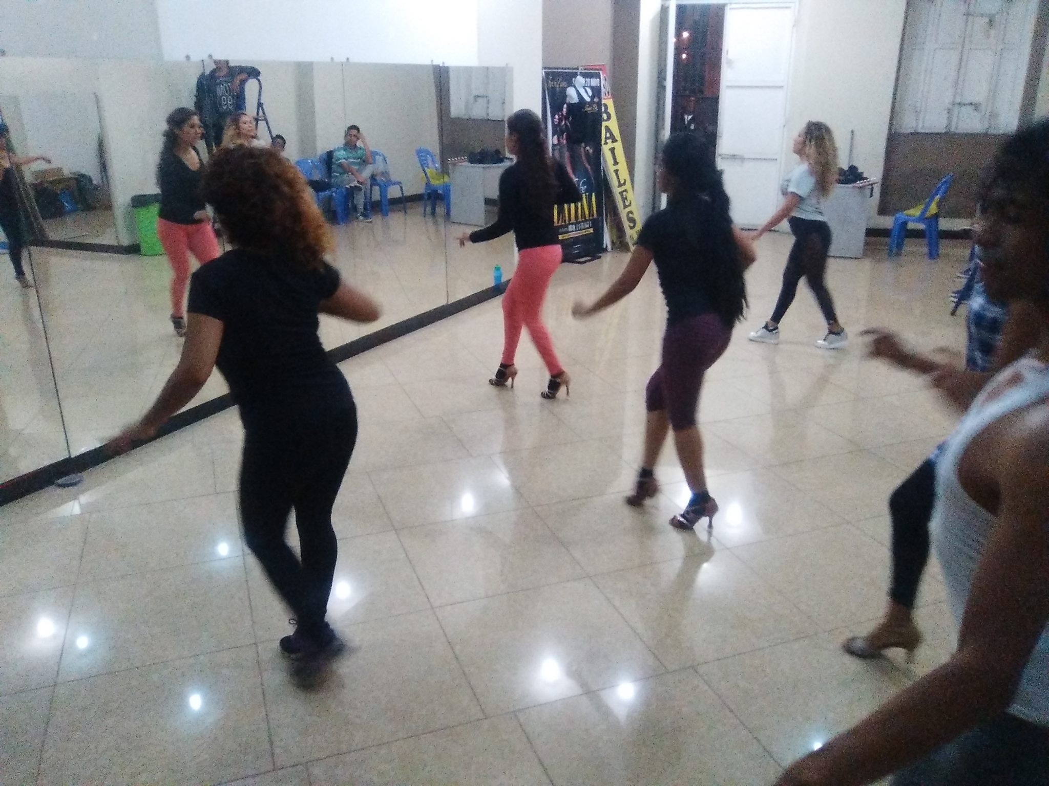 Clases Demostrativas de Lady Style con Wendy Yactayo