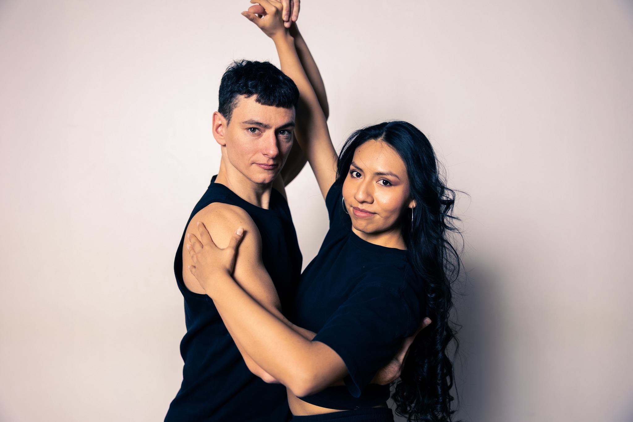 BACHATA BEGINNERS CLASS + PARTY