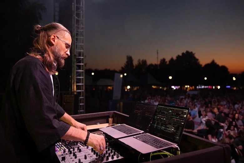 ECSTATIC DANCE facilitators and DJ training