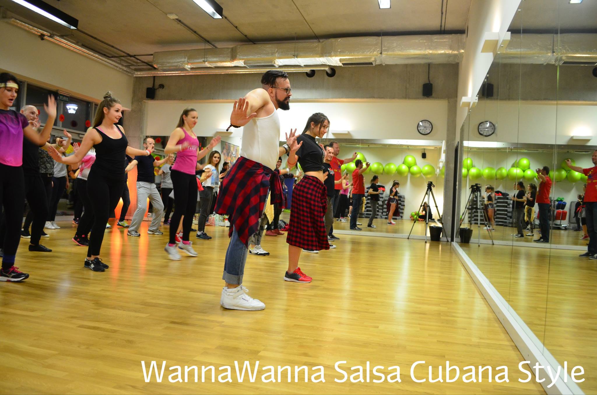WannaWanna Cuban Party & Salsa Suelta Battle