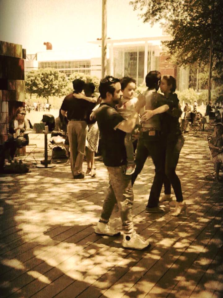 Tango at Discovery Green