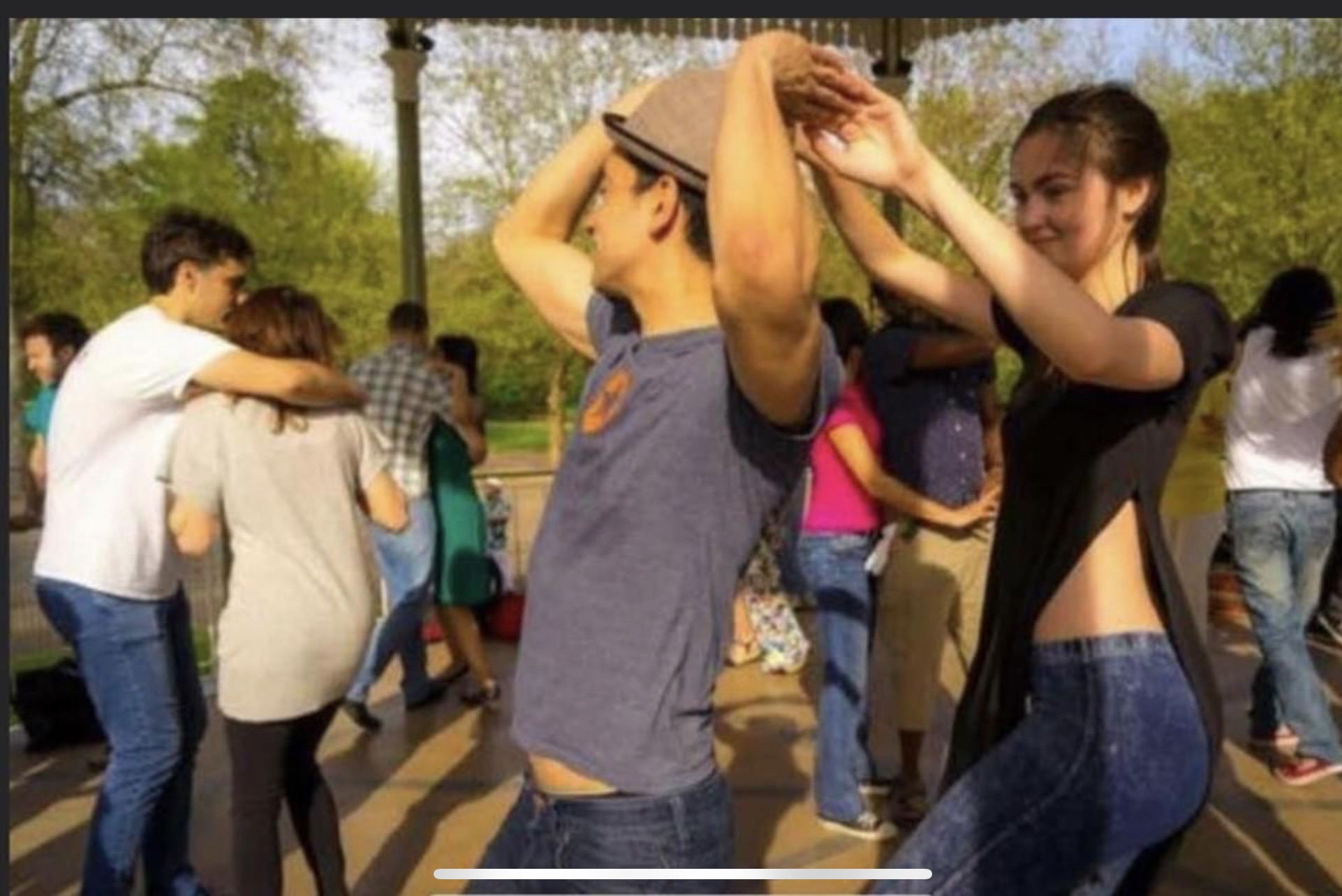 Salsa in the Park