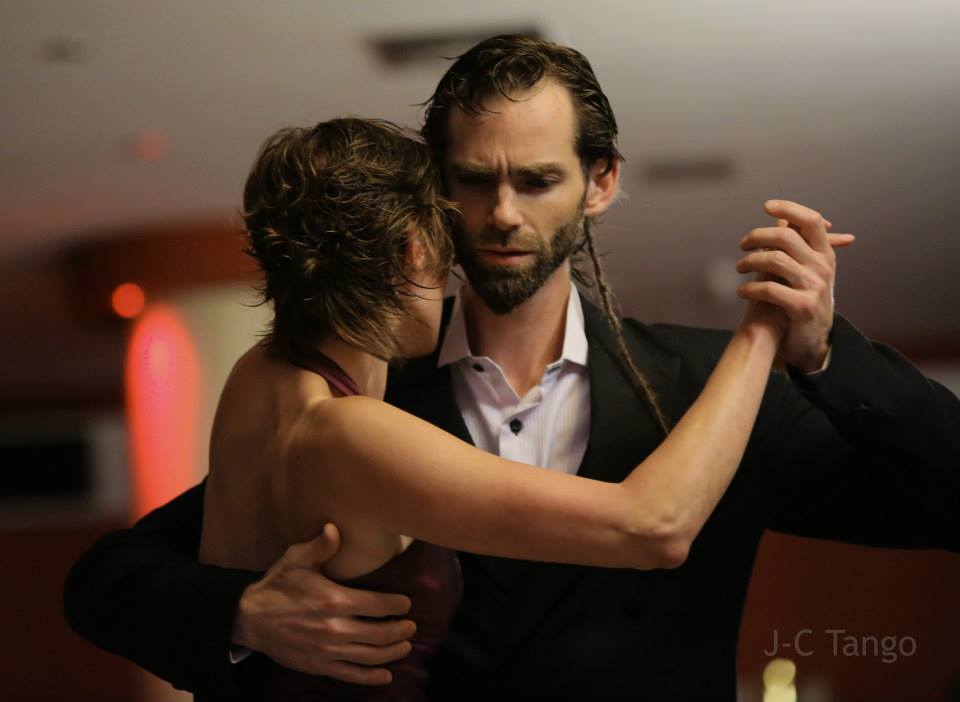 Fernando y Valeria en Gijon, Tango Brujo