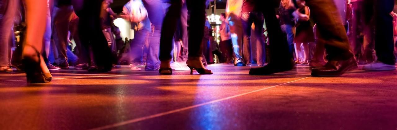 Salsa Intensivkurs för Nybörjare på Yogansa!