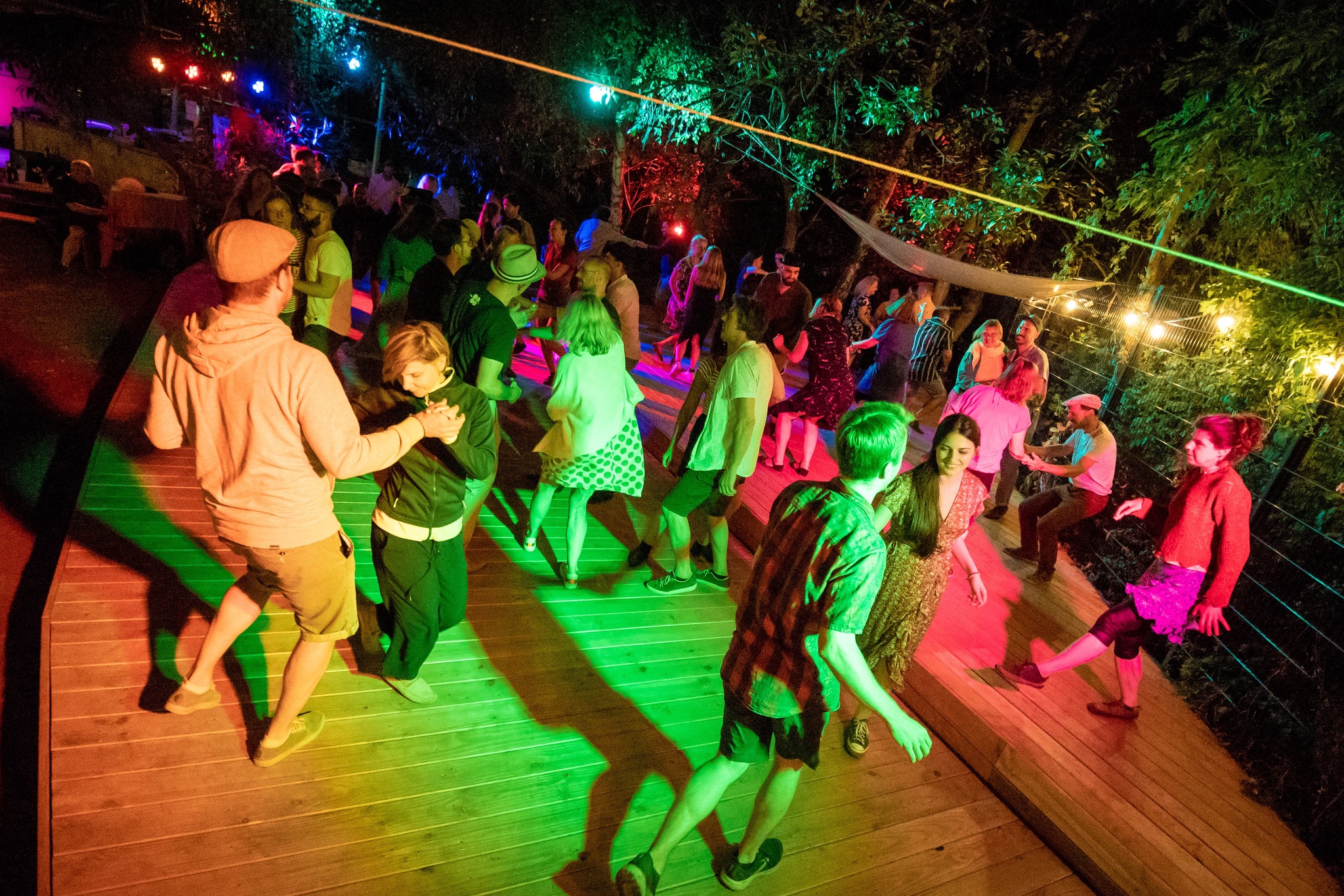 Outdoor Social Dance am Silo