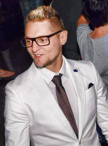 *** HAPPY BIRTHDAY *** Compleanno EMILIANO COLETTA <AREA DISCO> 22 11 13