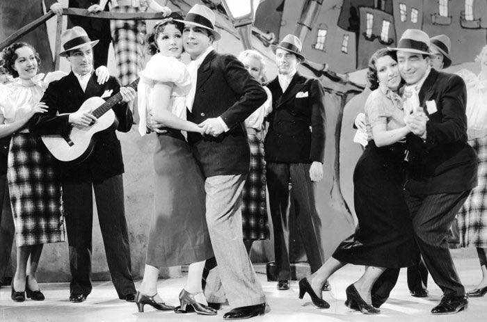 Argentine Tango Classes (by Isadora Mangino)