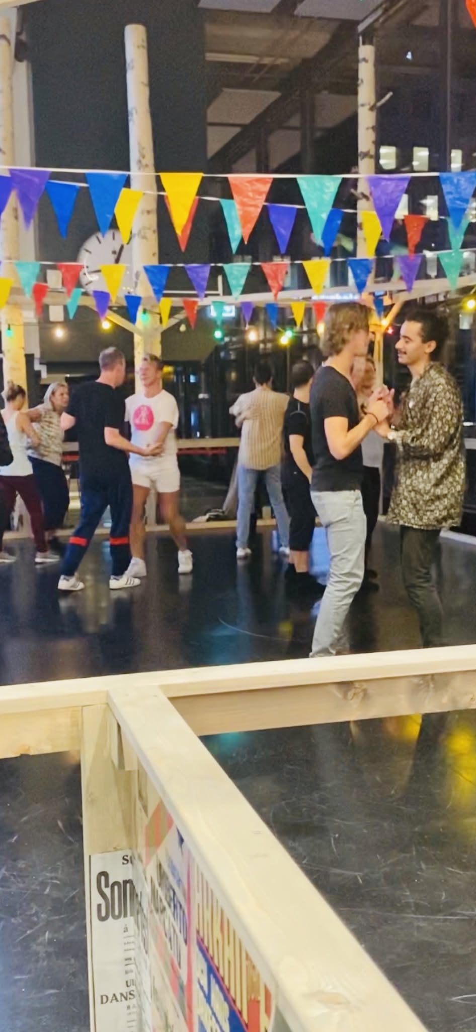 Queerkväll: QueerBachata with QueerSalsa Stockholm!