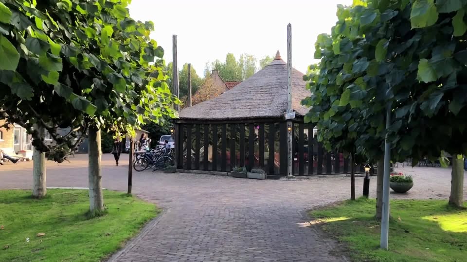Dancing at the Farm - La Grande Kizomba 3 Areas