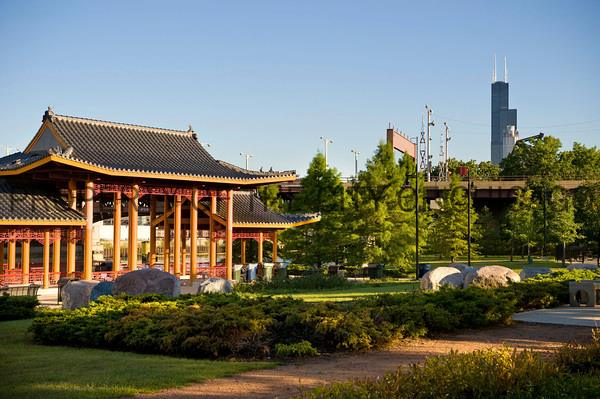 CHICAGO SUMMERDANCE (SALSA) at PING TOM MEMORIAL PARK (China Town)!