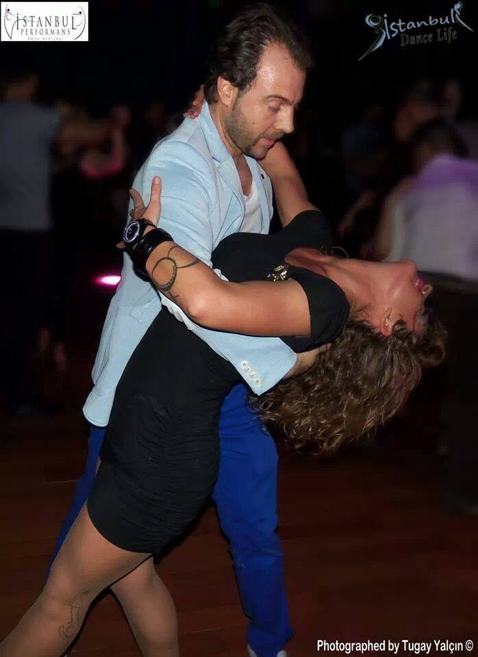 BACHATA GÖSTERİ SINIFI BAŞLIYOR