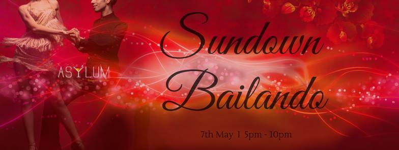 Sundown Bailando