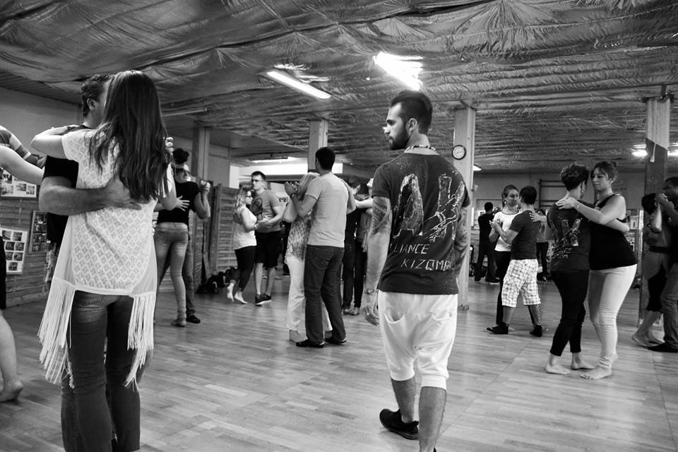 Cours De kiZomba By jess et ZIO Alliance Kizomba