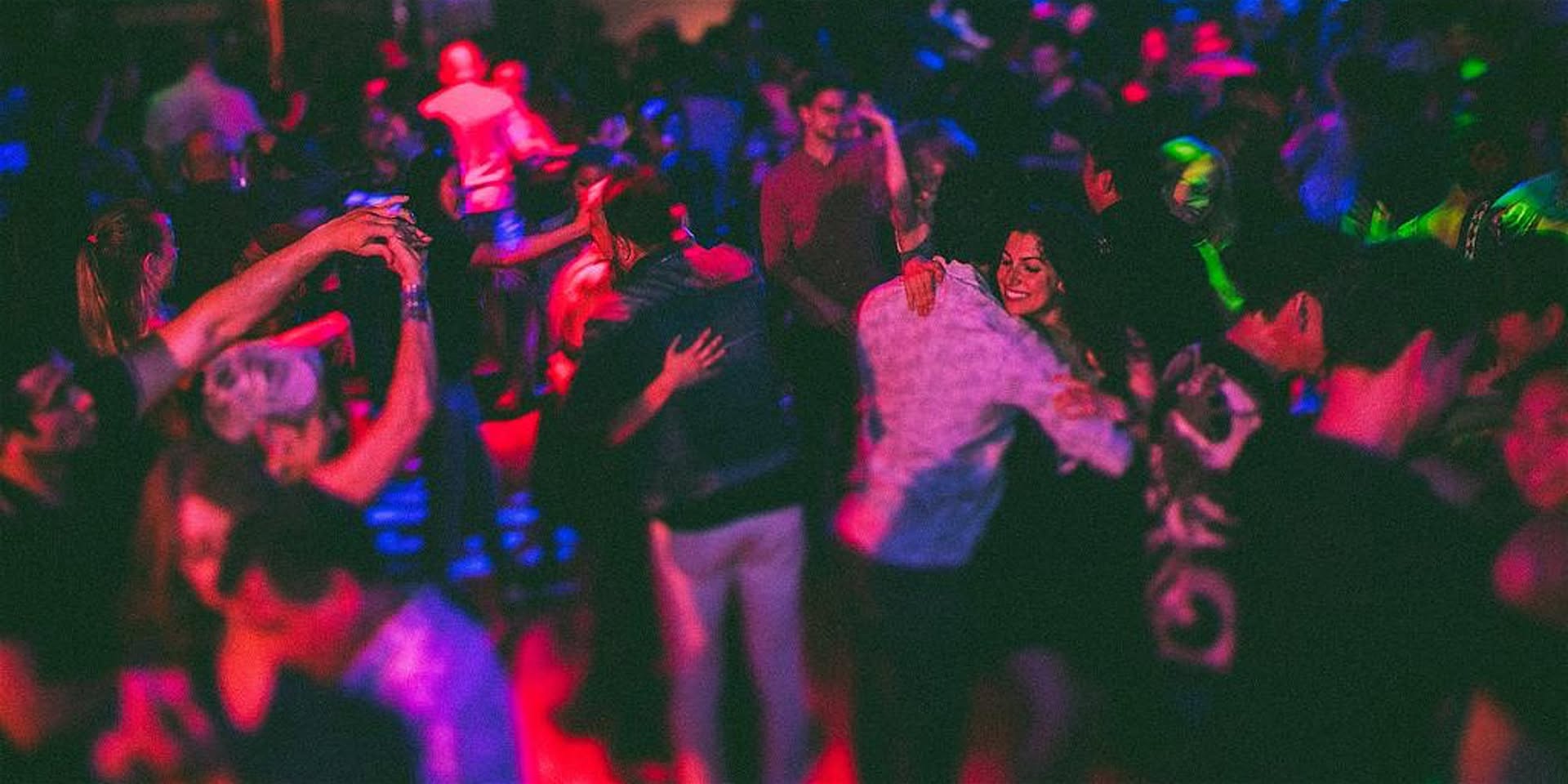 Orq. SOMOS el SON- LIVE Salsa, Bachata y Mas, Dance Lessons 8p