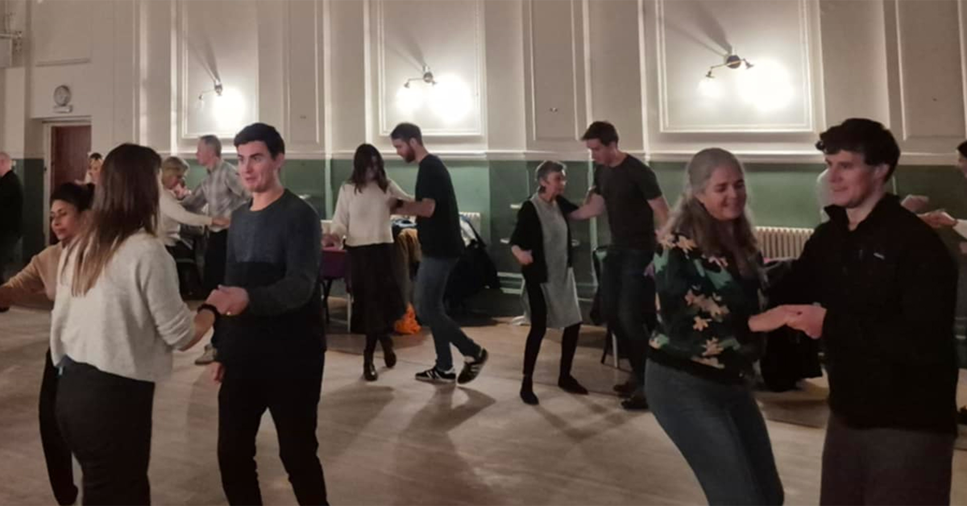 A-Train @ The Hammersmith Club - Lindy hop classes & dancing