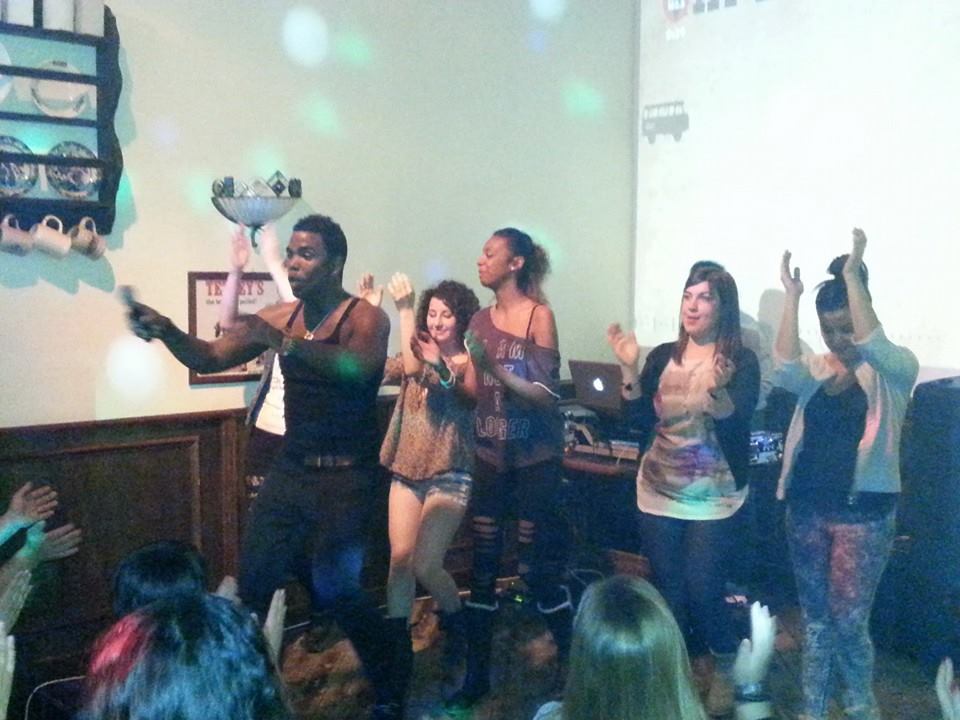 STASERA DALLE 2230 VENERDI LATINO AL KIRBYS GARDEN
