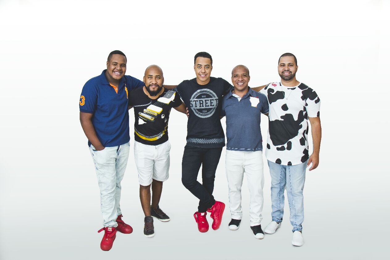 Grupo Sambafest Dia 03.12 as 19:30h na Confraria Garrafa Santa em Américo !